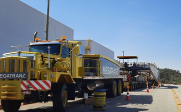 Operação com carreta de grande porte
